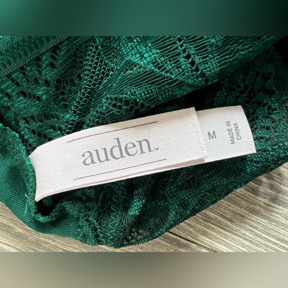Auden Wireless Padded Two - Toned Green Lace Lightly Lined Bralette. Size M - Picture 6 of 7